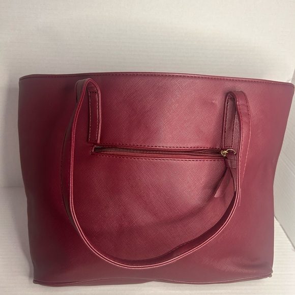 Rampage Maroon Tote Bag W/ Bag Charm - Picture 3 of 6